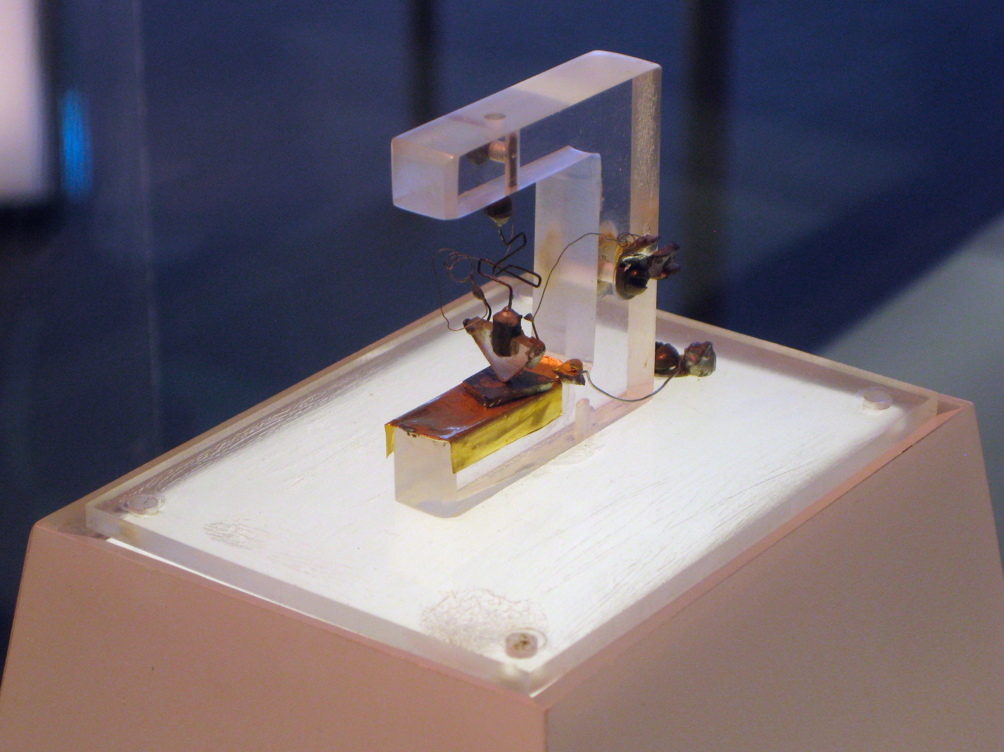 Transistor original, Bell Labs, 1947